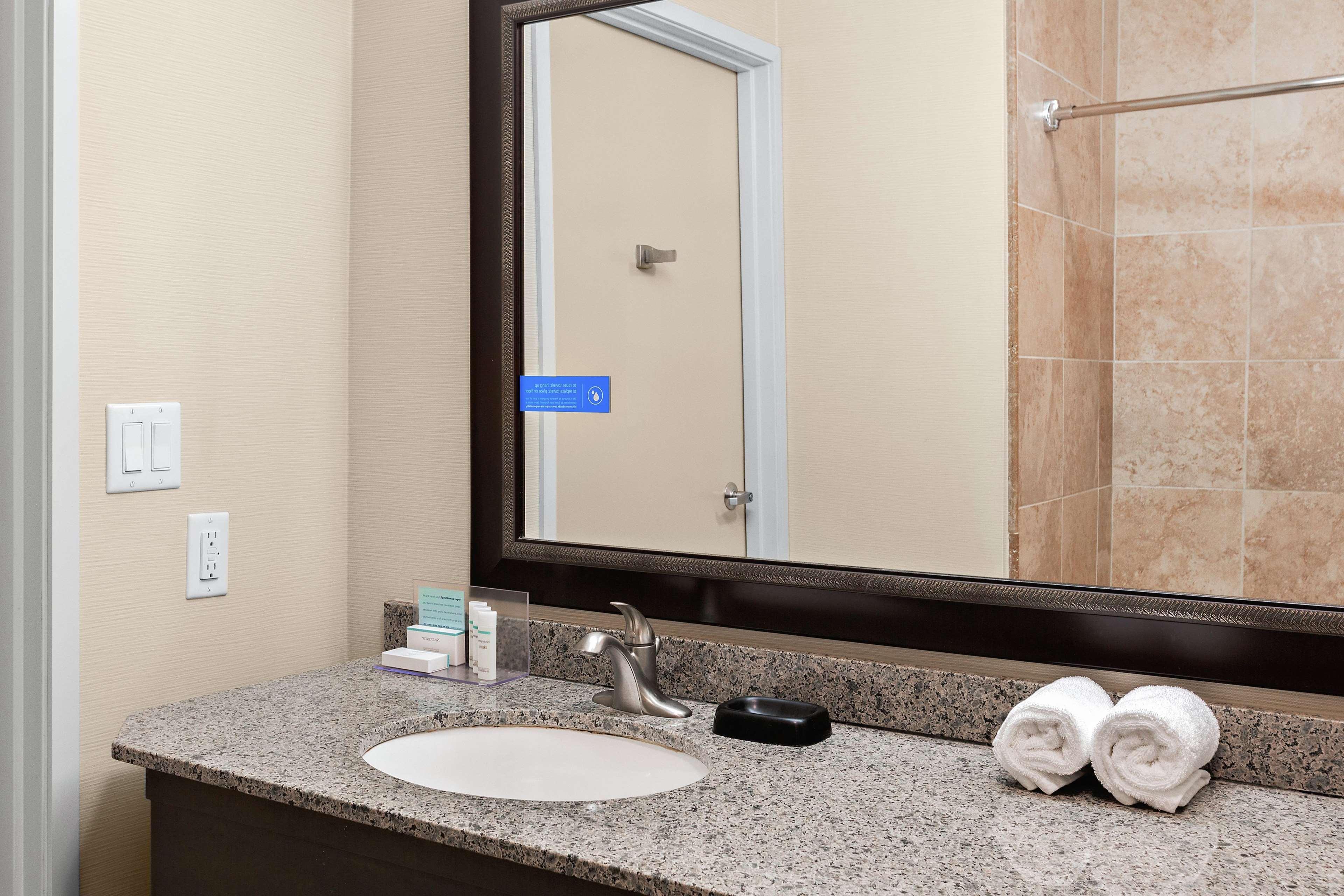 Spark By Hilton Bakersfield Central Luaran gambar